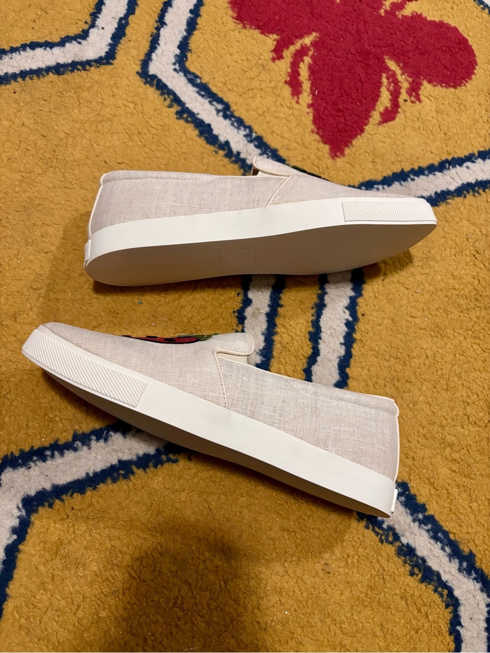 NIB Katy Perry The Kerry Strawberry Slip On Platform Sneakers Womens 7.5 - Picture 6 of 13